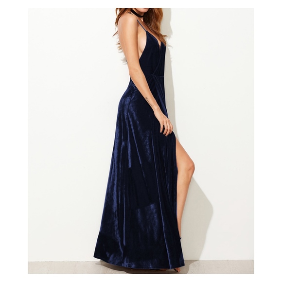 Dark Blue Strappy Backless Velvet Wrap Dress - Picture 6 of 6